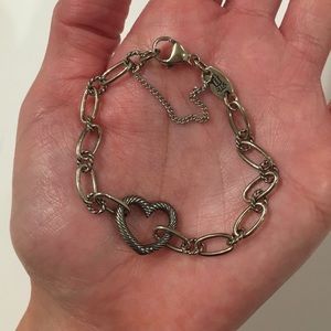 James Avery heart charm bracelet ‼️FIRM PRICE‼️ 😊